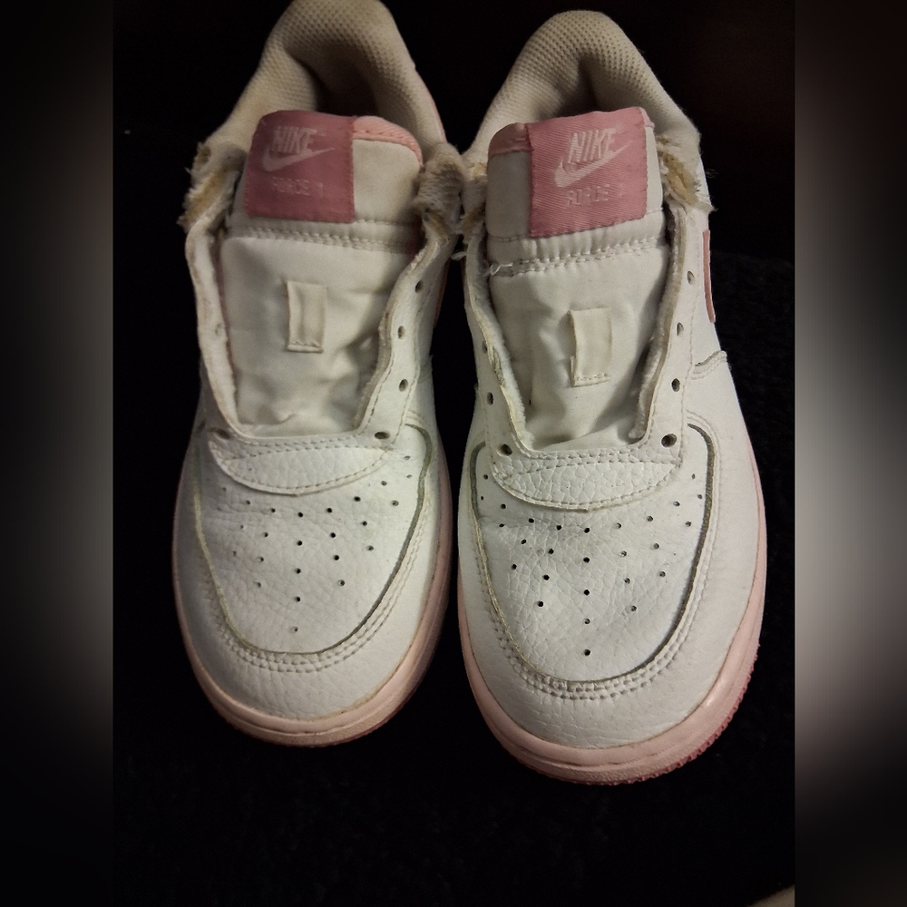 Nike Kids White and Pink Sneakers